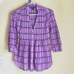 2/$25 Pretty top with 3/4 length sleeves and tie back.